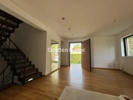 Independent Maisonette 300m<sup>2</sup> for rent photo 5704969