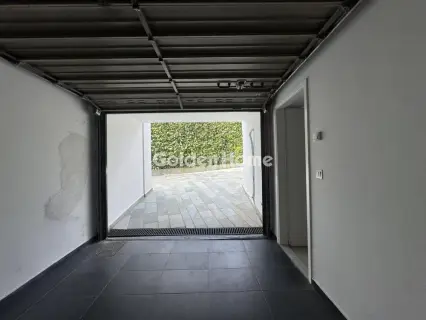 Independent Maisonette 300m<sup>2</sup> for rent photo 5704996