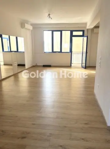 Office 69m<sup>2</sup> for rent photo 1