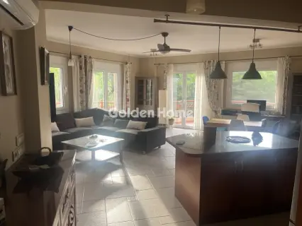 Floor Apartment 113m<sup>2</sup> for rent photo 1