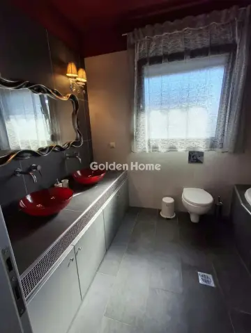 Independent Maisonette 322m<sup>2</sup> for rent photo 5712747