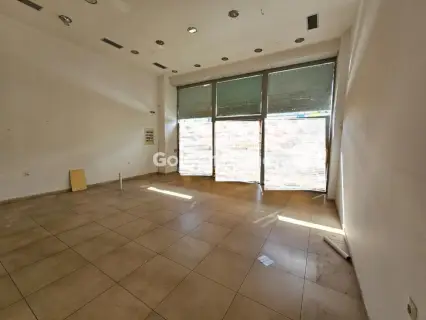 Κατάστημα 640τ.μ. προς πώληση φωτογραφία 2