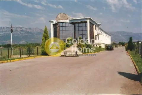 Αυτόνομο Κτίριο 1700τ.μ. προς ενοικίαση φωτογραφία 1