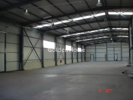 Industrial 2000m<sup>2</sup> for rent photo 2