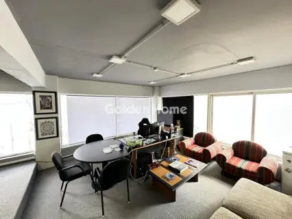 Store 590m<sup>2</sup> for rent photo 3