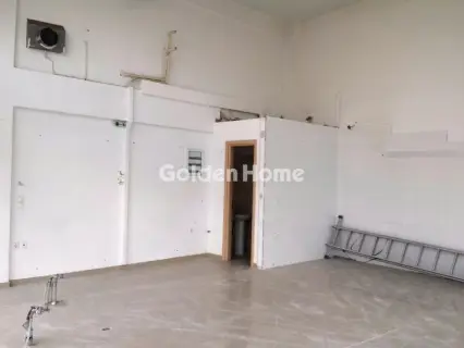Store 60m<sup>2</sup> for rent photo 2