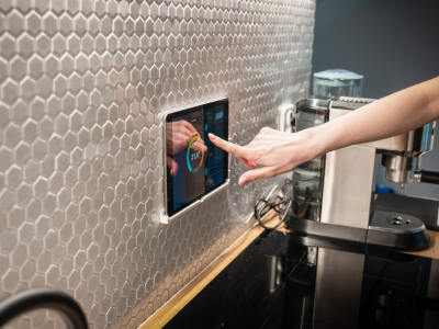 Smart Homes & Real Estate: Why Technology Increases Value Faster Than Renovation